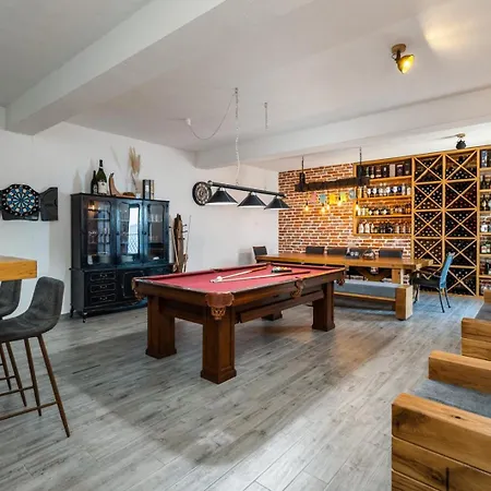 Luxurious Beachfront Hrid With With Jacuzzi, Infinity Pool Villa Mimice