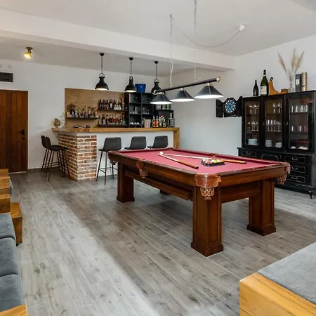 Luxurious Beachfront Hrid With With Jacuzzi, Infinity Pool * 미미체